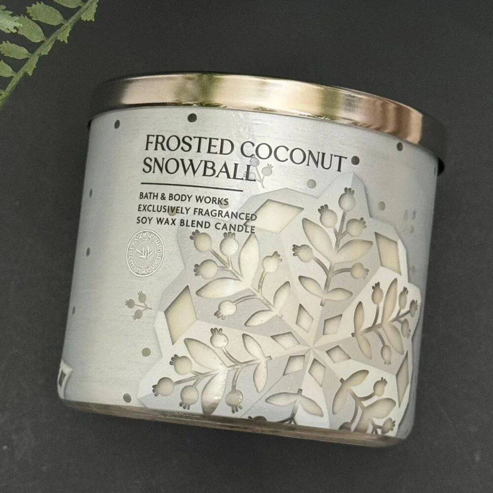 BBW Frosted Coconut Snowball Bath & Body Works 3 Wick Candle - Picture 5 of 10